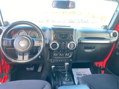 2013 Jeep Wrangler Unlimited Sahara