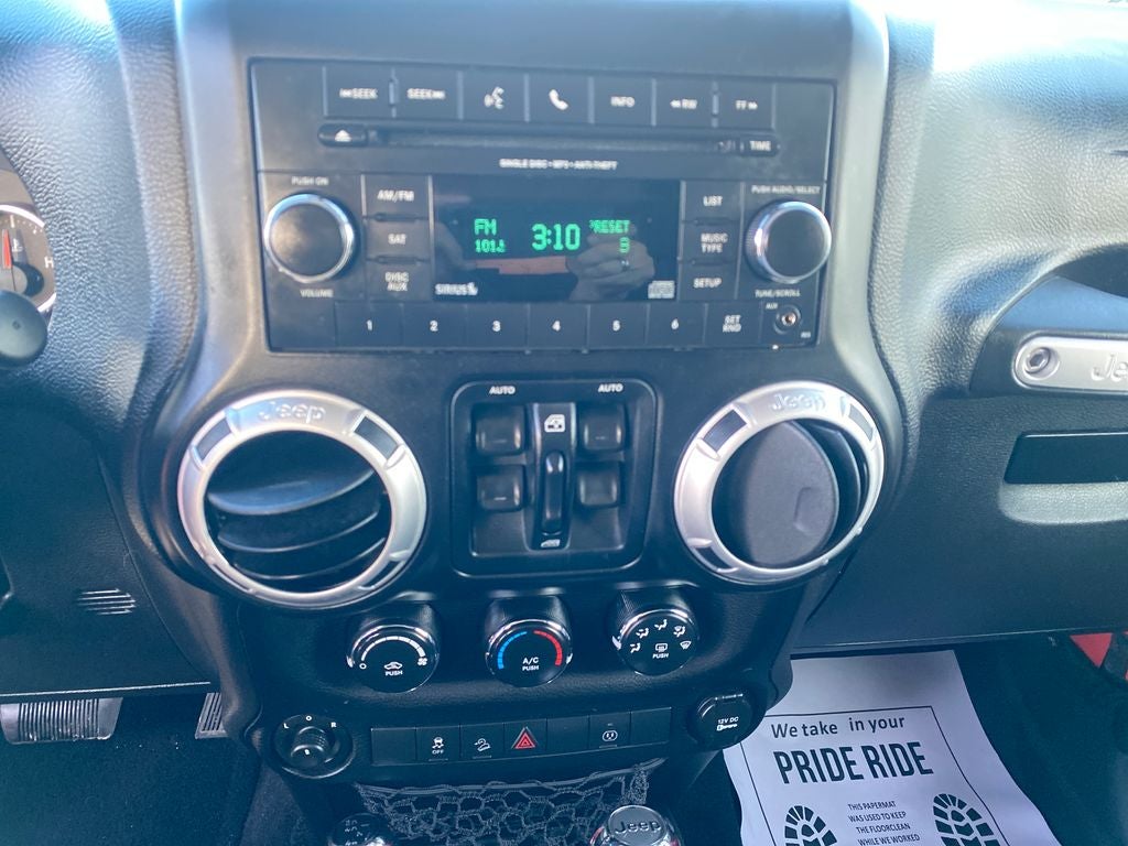 2013 Jeep Wrangler Unlimited Sahara