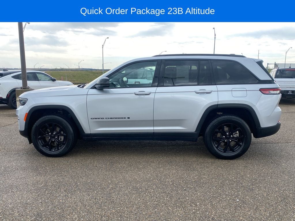 2024 Jeep Grand Cherokee Altitude 4x4