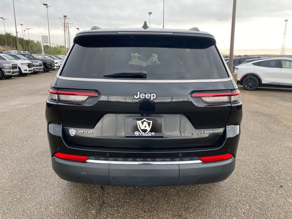 2023 Jeep Grand Cherokee L Laredo 4x4