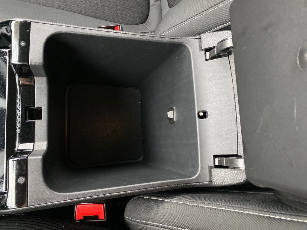 2023 Jeep Grand Cherokee L Laredo 4x4