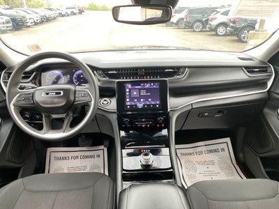 2023 Jeep Grand Cherokee L Laredo 4x4