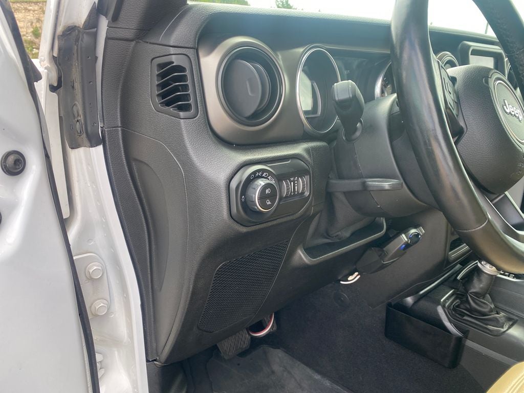 2021 Jeep Gladiator Willys 4x4