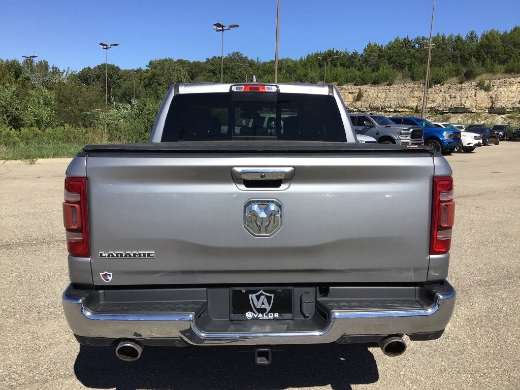 2019 RAM 1500 Laramie Crew Cab 4x2 5'7' Box