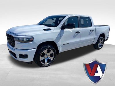 2025 RAM 1500 Tradesman Crew Cab 4x4 5'7' Box