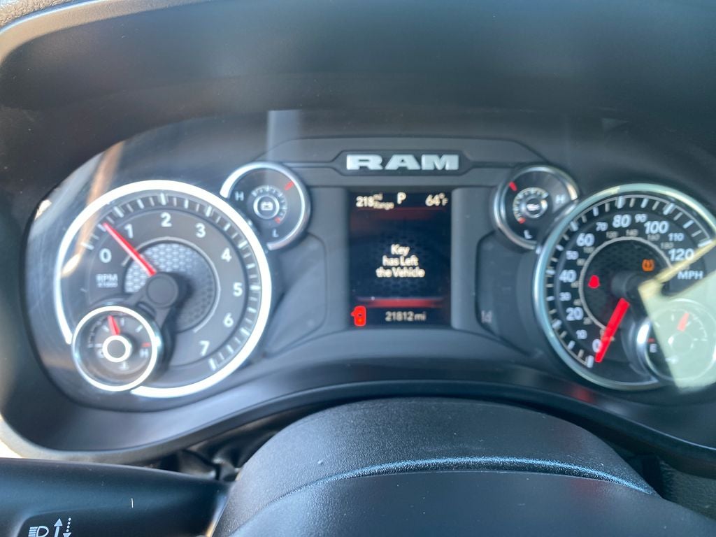 2025 RAM 1500 Tradesman Crew Cab 4x4 5'7' Box