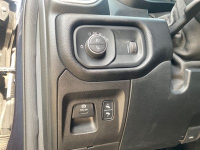 2021 RAM 1500 Lone Star Crew Cab 4x4 5'7' Box