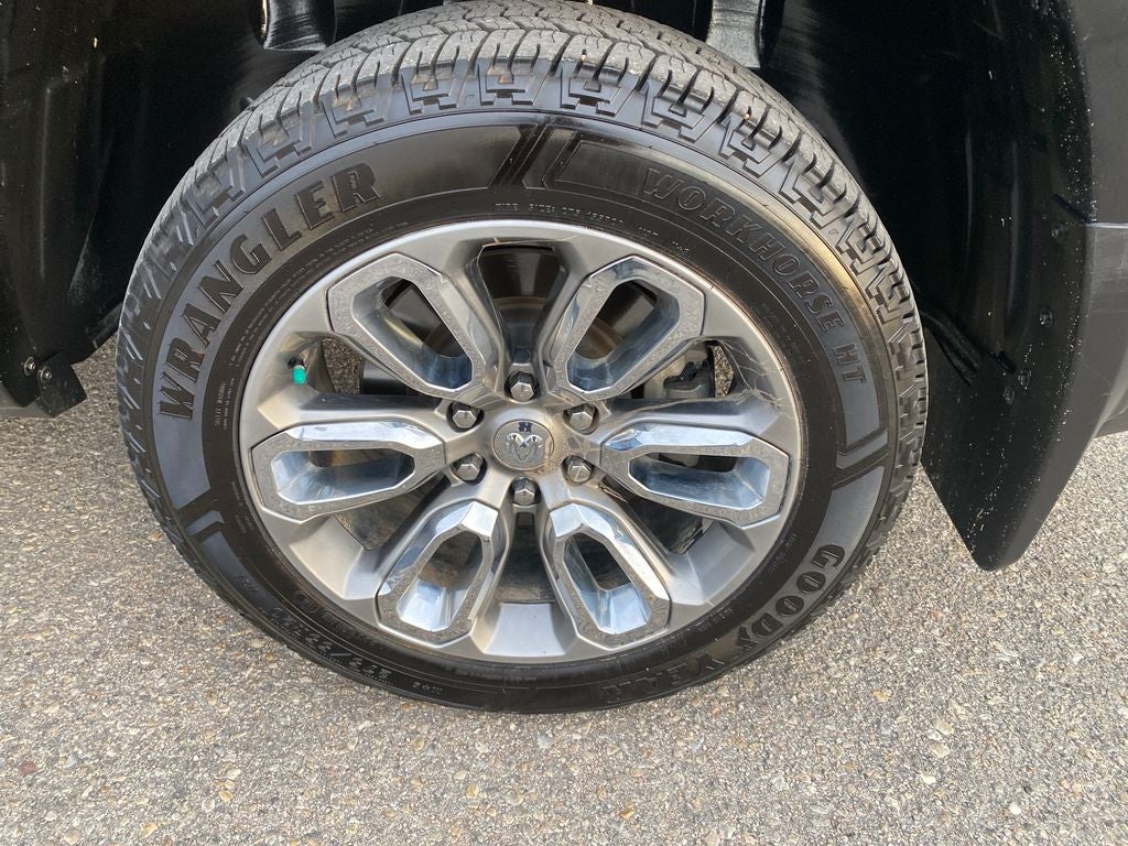 2022 RAM 1500 Limited Crew Cab 4x4 5'7' Box