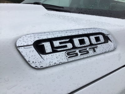 2025 RAM 1500 Laramie Crew Cab 4x4 5'7' Box