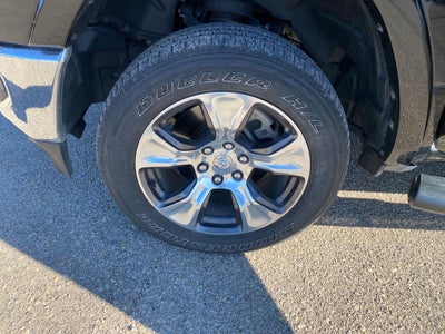 2022 RAM 1500 Laramie Crew Cab 4x4 5'7' Box