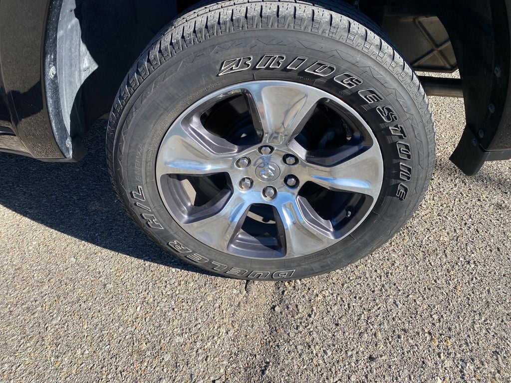 2022 RAM 1500 Laramie Crew Cab 4x4 5'7' Box