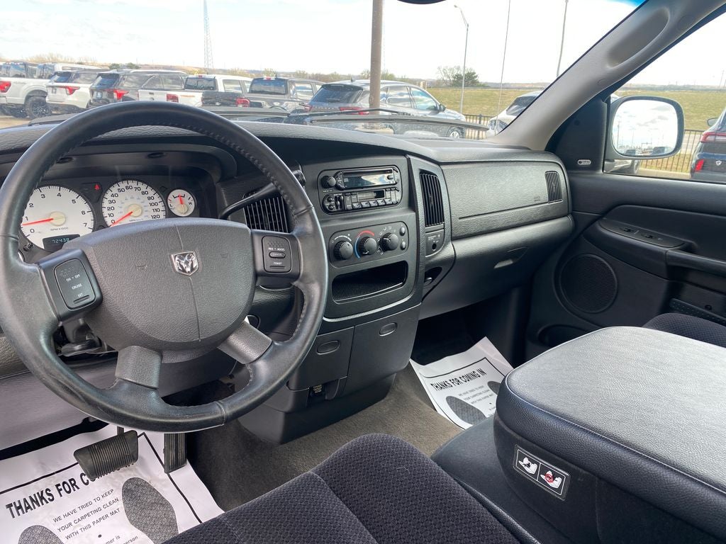 2004 Dodge Ram 1500 SLT/Laramie