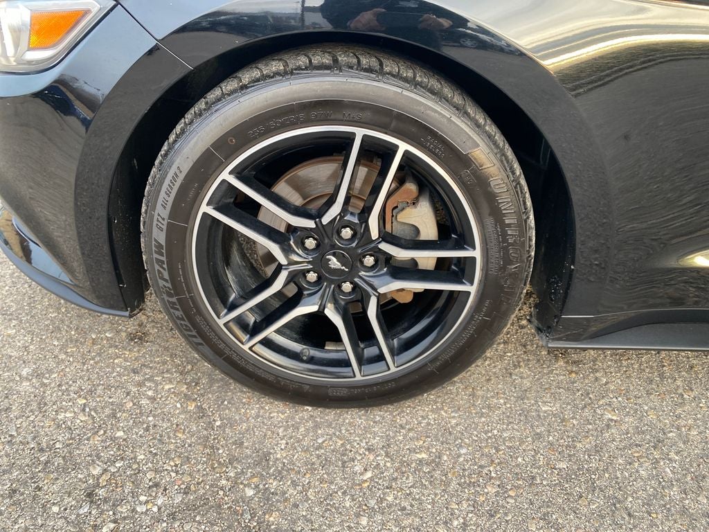 2016 Ford Mustang V6