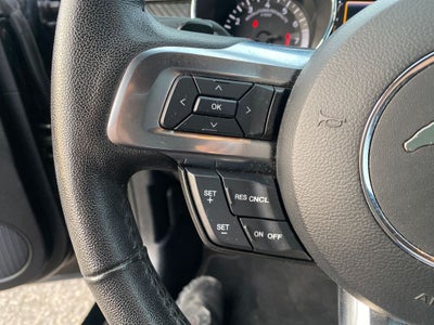 2016 Ford Mustang V6