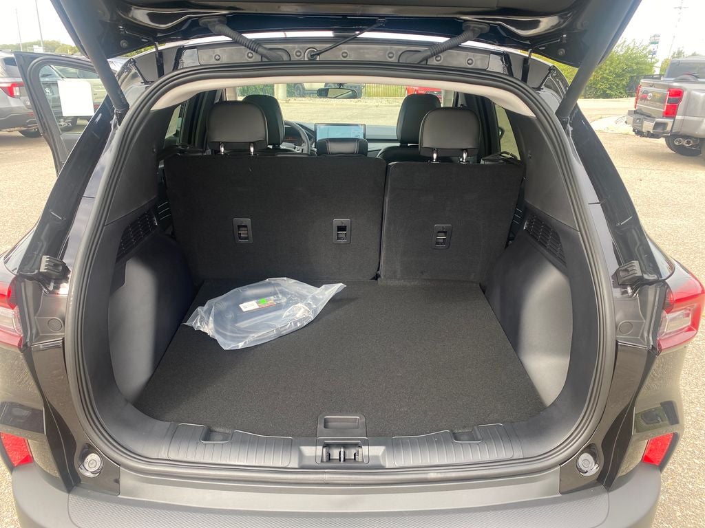 2025 Ford Escape Plug-In Hybrid Base