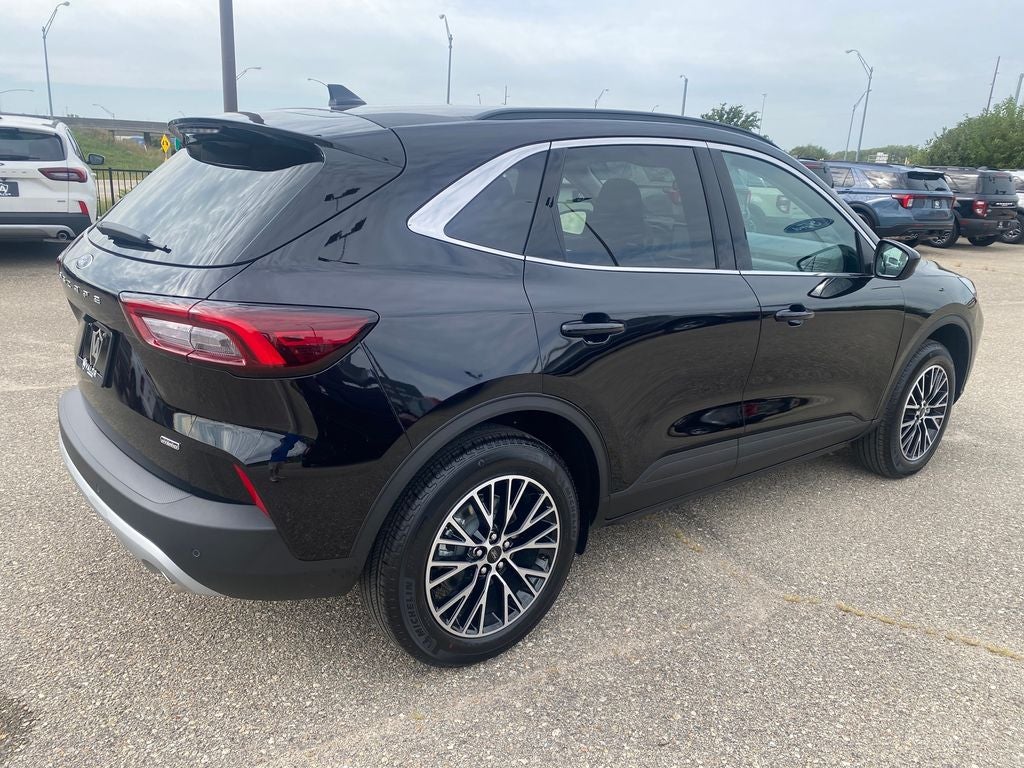 2025 Ford Escape Plug-In Hybrid Base