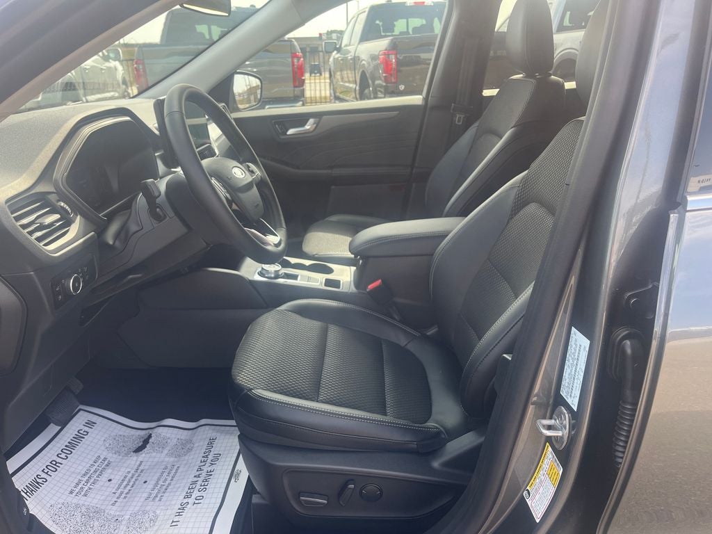 2025 Ford Escape Plug-In Hybrid Base