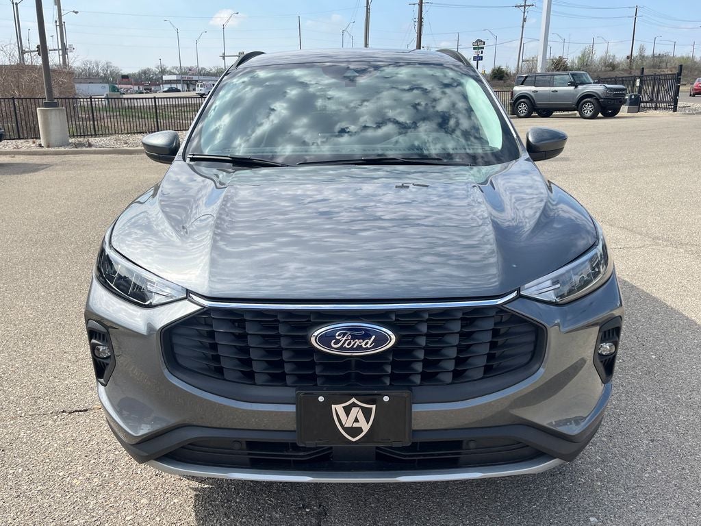 2025 Ford Escape Plug-In Hybrid Base