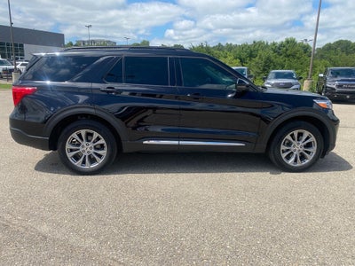2024 Ford Explorer XLT
