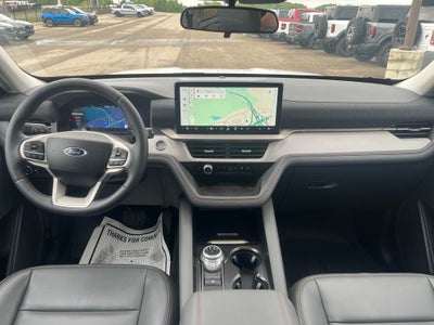 2025 Ford Explorer Active
