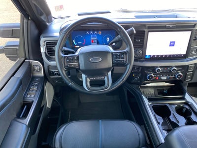 2025 Ford F-250 Platinum