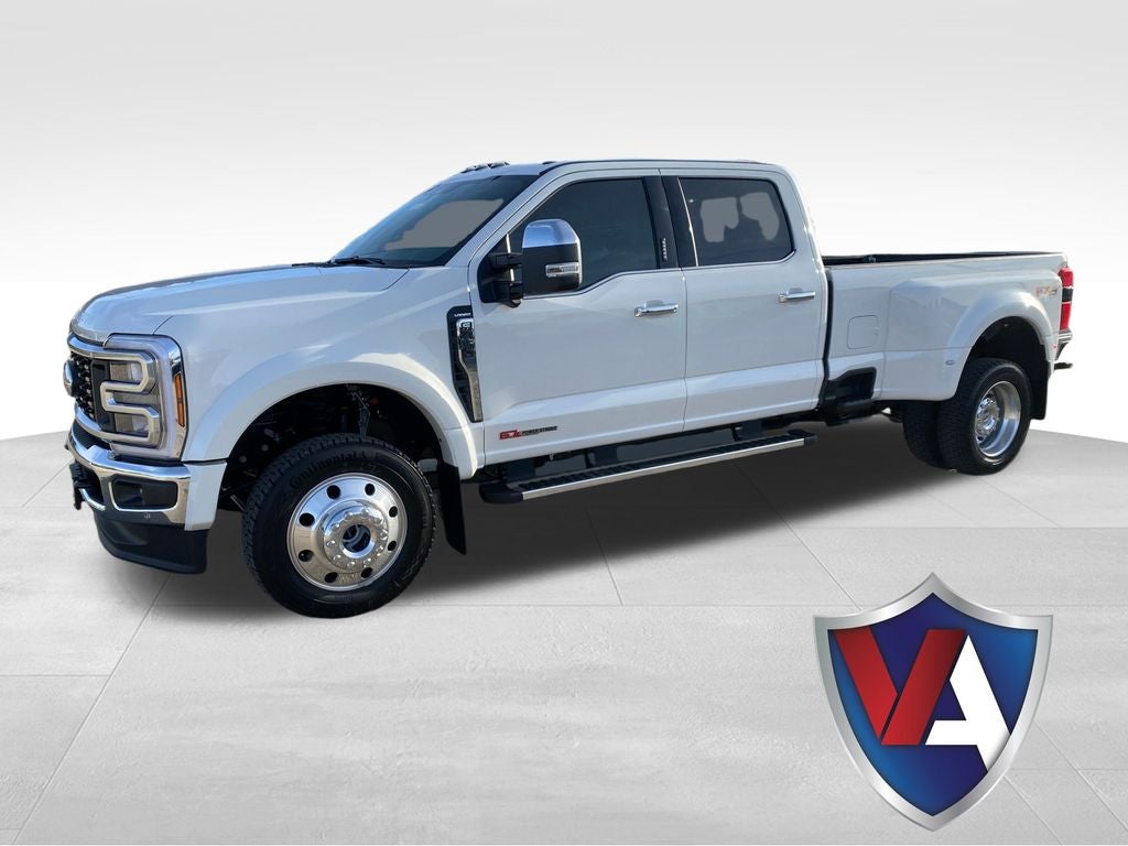 2026 Ford F-450SD Lariat DRW