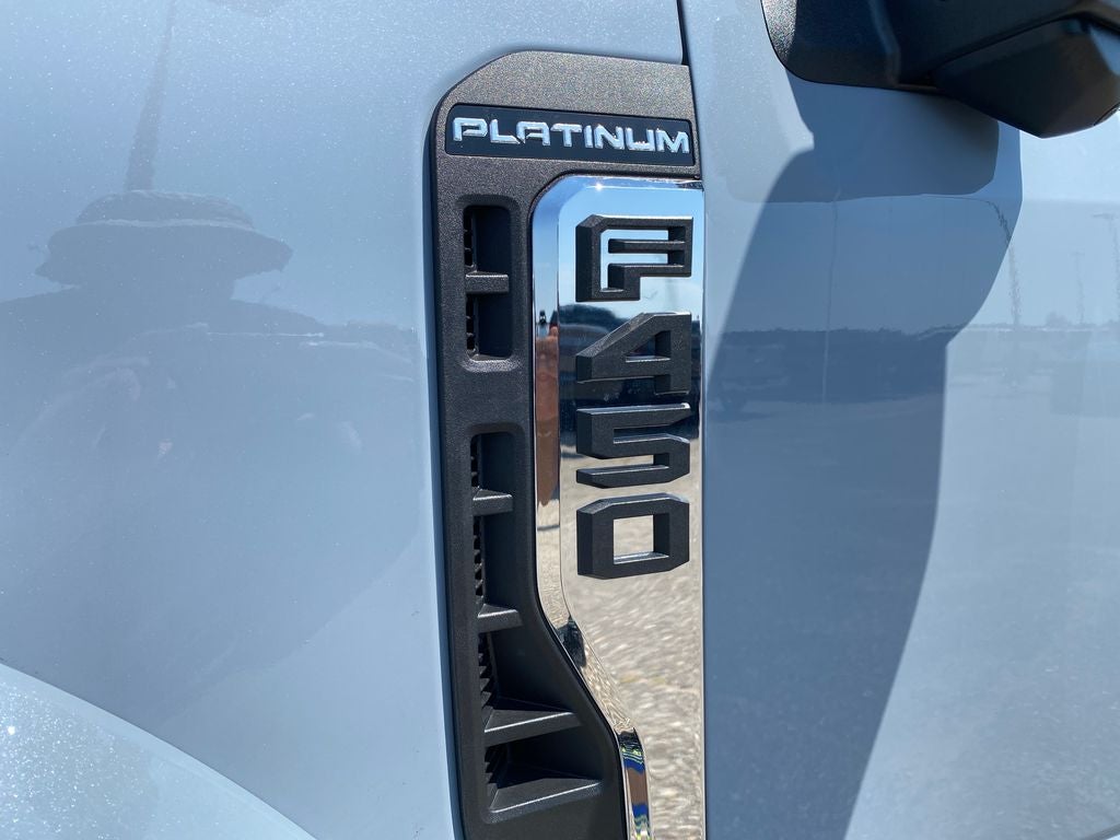 2026 Ford F-450SD Platinum