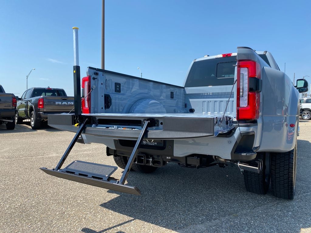 2026 Ford F-450SD Platinum