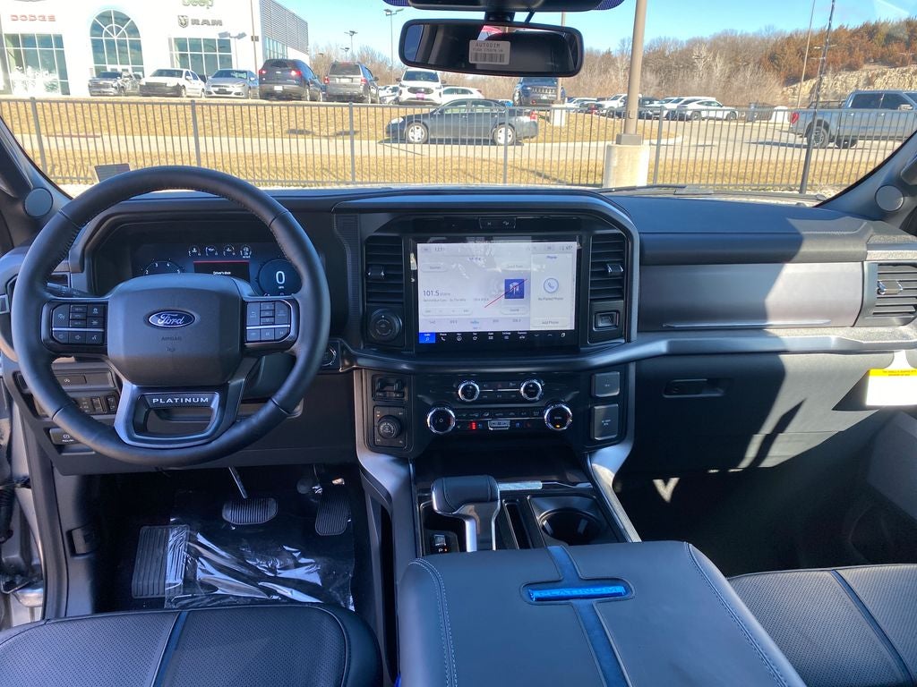 2025 Ford F-150 Platinum