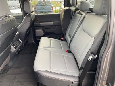 2023 Ford F-150 Lightning LARIAT