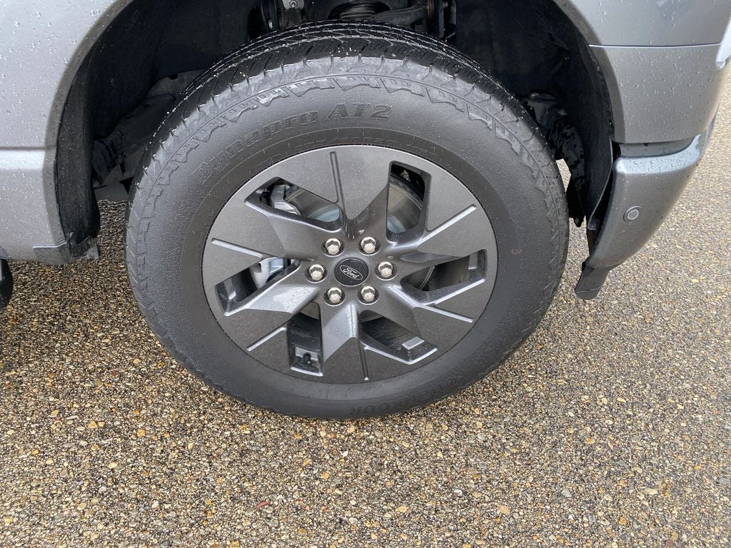 2023 Ford F-150 Lightning LARIAT