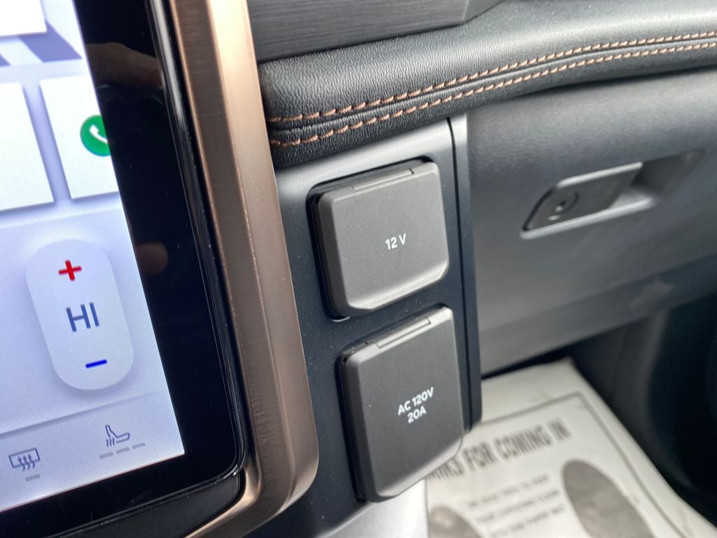 2023 Ford F-150 Lightning LARIAT