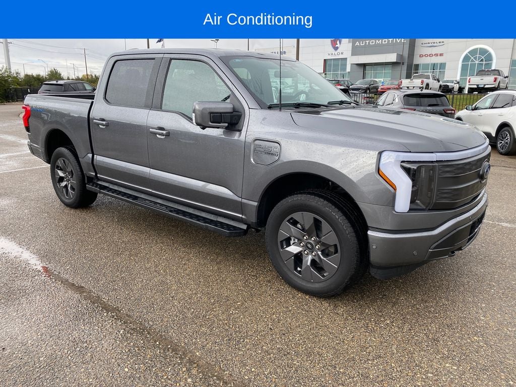 2023 Ford F-150 Lightning LARIAT