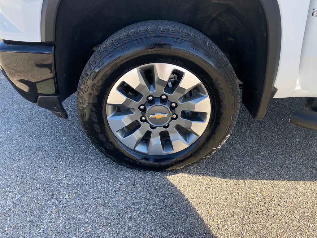 2025 Chevrolet Silverado 2500HD 4WD Double Cab Standard Bed Custom