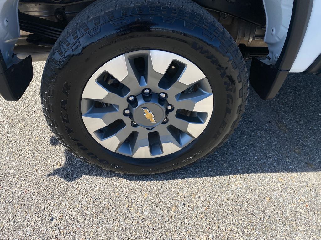 2025 Chevrolet Silverado 2500HD 4WD Double Cab Standard Bed Custom