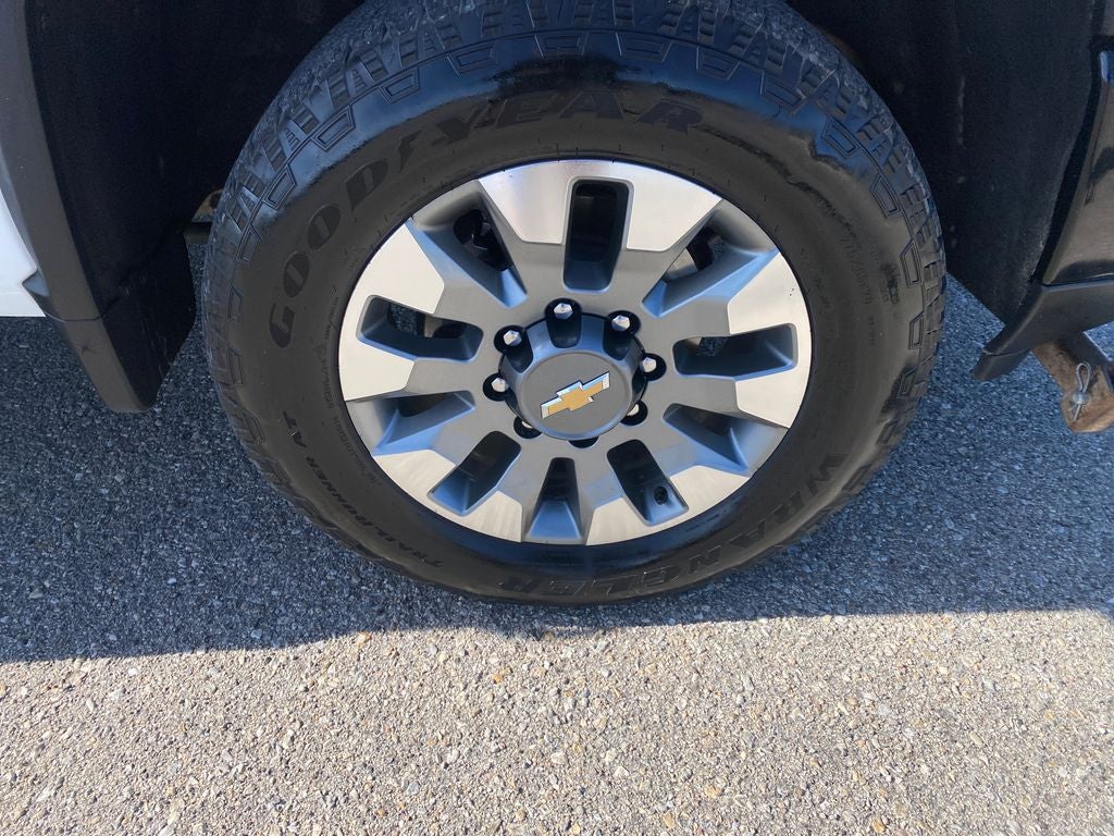 2025 Chevrolet Silverado 2500HD 4WD Double Cab Standard Bed Custom