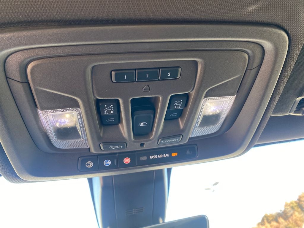 2022 Chevrolet Silverado 1500 LTD 4WD Crew Cab Standard Bed LTZ