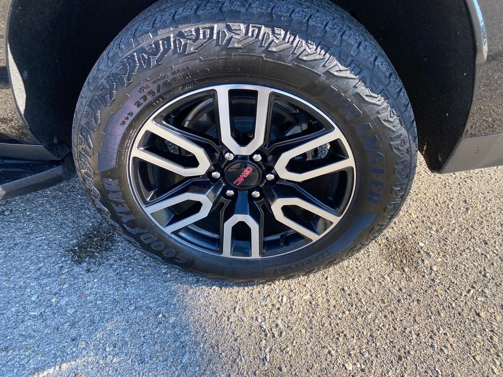 2023 GMC Yukon XL AT4