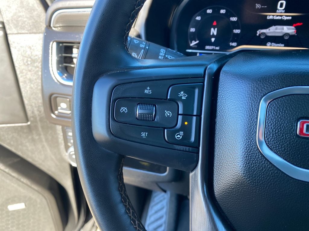 2023 GMC Yukon XL AT4