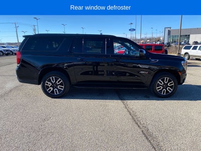 2023 GMC Yukon XL AT4