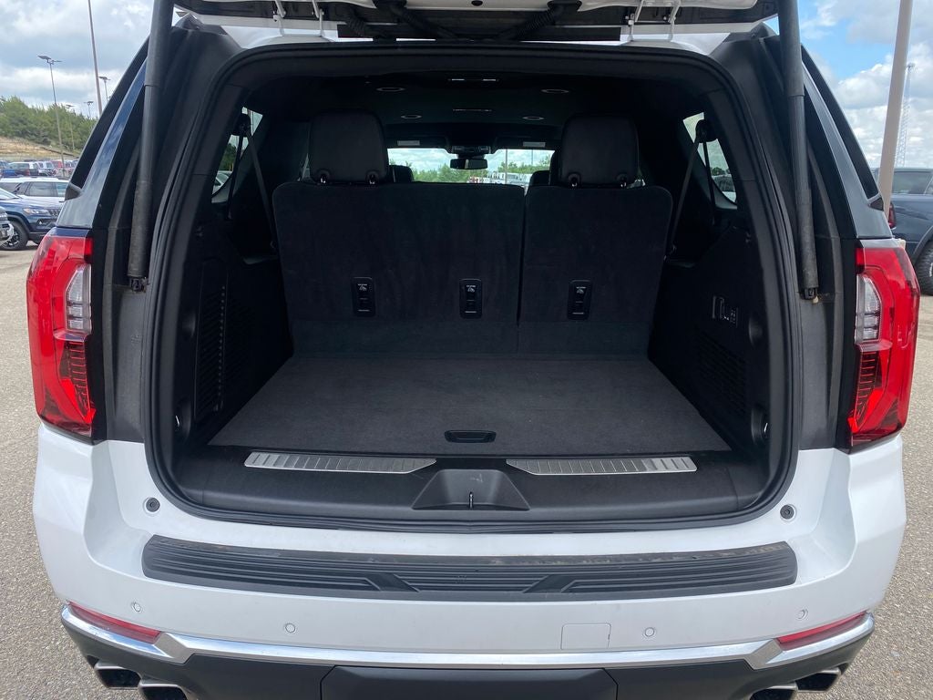 2025 GMC Yukon XL 4WD Denali