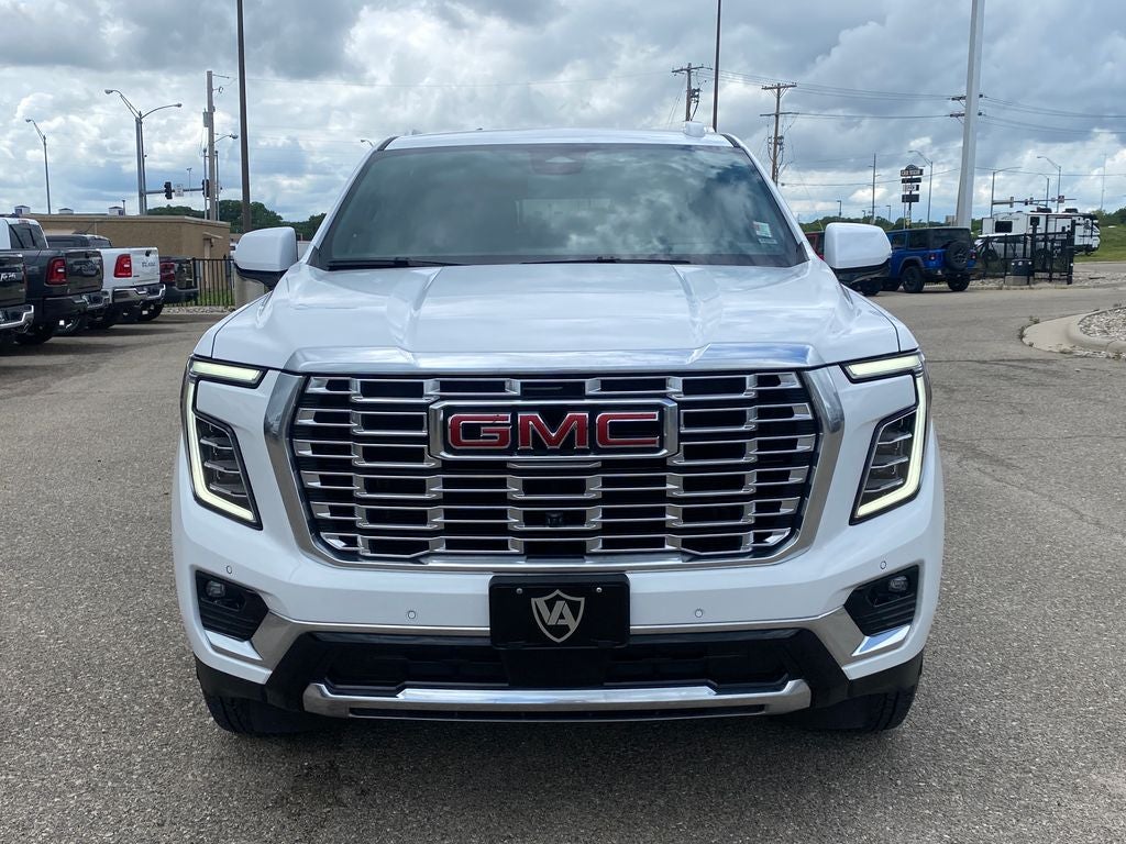 2025 GMC Yukon XL 4WD Denali
