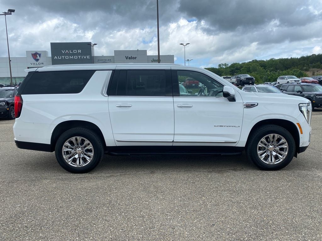 2025 GMC Yukon XL 4WD Denali