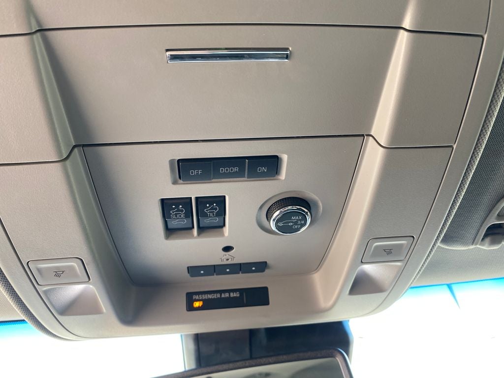 2020 Chevrolet Suburban 4WD LT