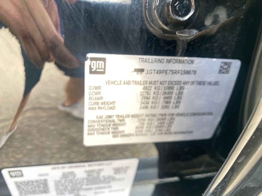 2024 GMC Sierra 2500HD 4WD Crew Cab Standard Bed AT4