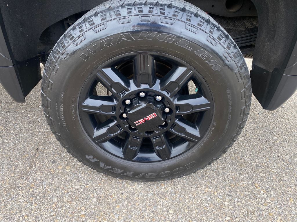 2024 GMC Sierra 2500HD 4WD Crew Cab Standard Bed AT4