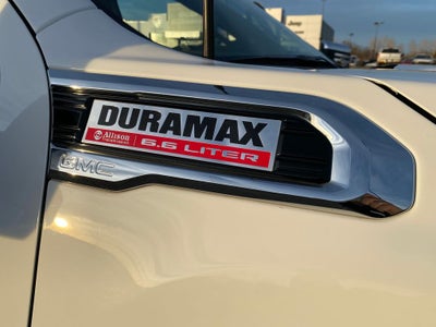 2023 GMC Sierra 2500HD 4WD Crew Cab Standard Bed Denali