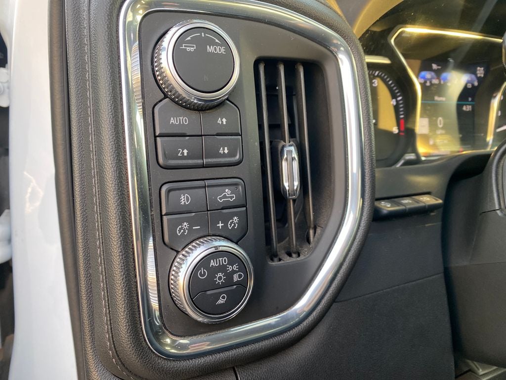 2023 GMC Sierra 2500HD 4WD Crew Cab Standard Bed Denali