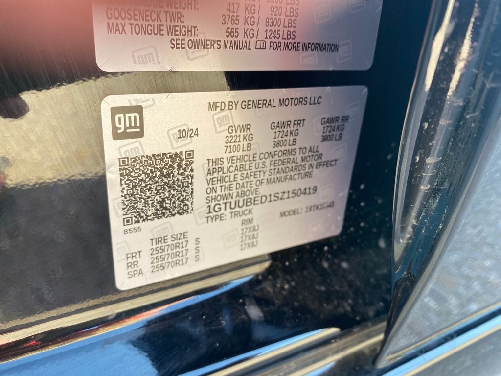 2025 GMC Sierra 1500 4WD Crew Cab Short Box SLE