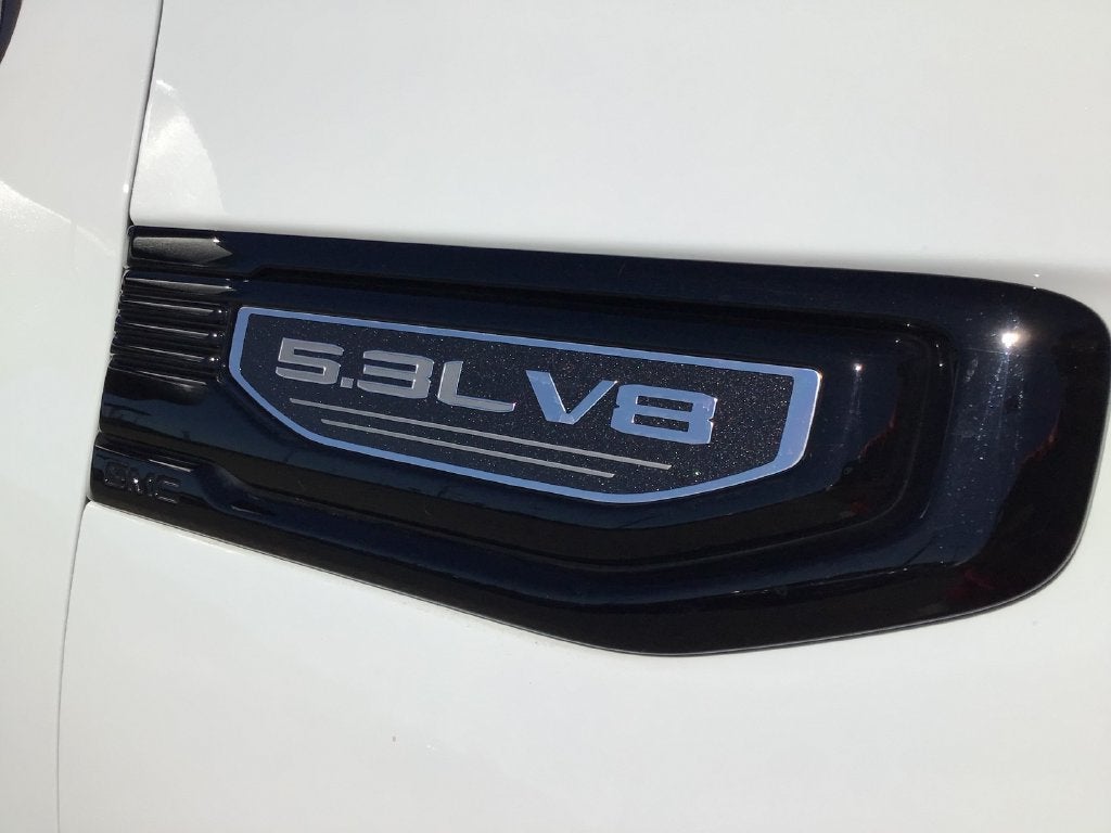 2023 GMC Sierra 1500 4WD Crew Cab Short Box Elevation with 3SB
